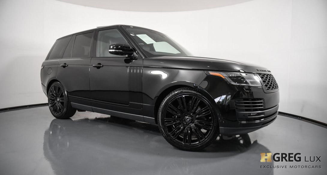 Range Rover 2020 All Black  . The Range Rover Svautobiography Dynamic Black Edition.